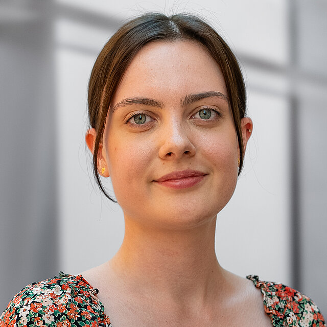  Katarina Steksov