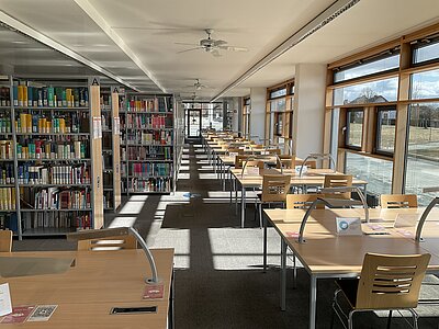 Bibliothek Lesesaal