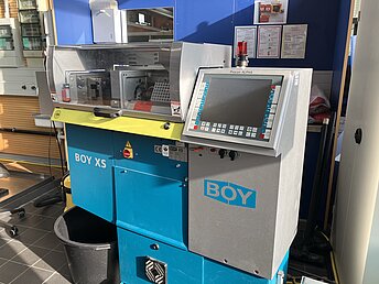 Spritzgießmaschine Boy XS Spritzgießmaschine Boy XS
