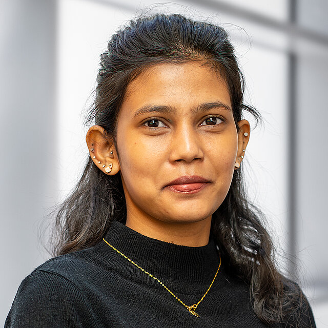  Alisha Purti